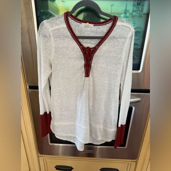 Gilded Intent top, cream with maroon trim, size large - Picture 1 of 7
